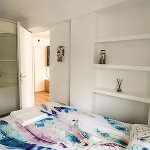 https://sunny-apartement-notre-dame.fr-paris.fr